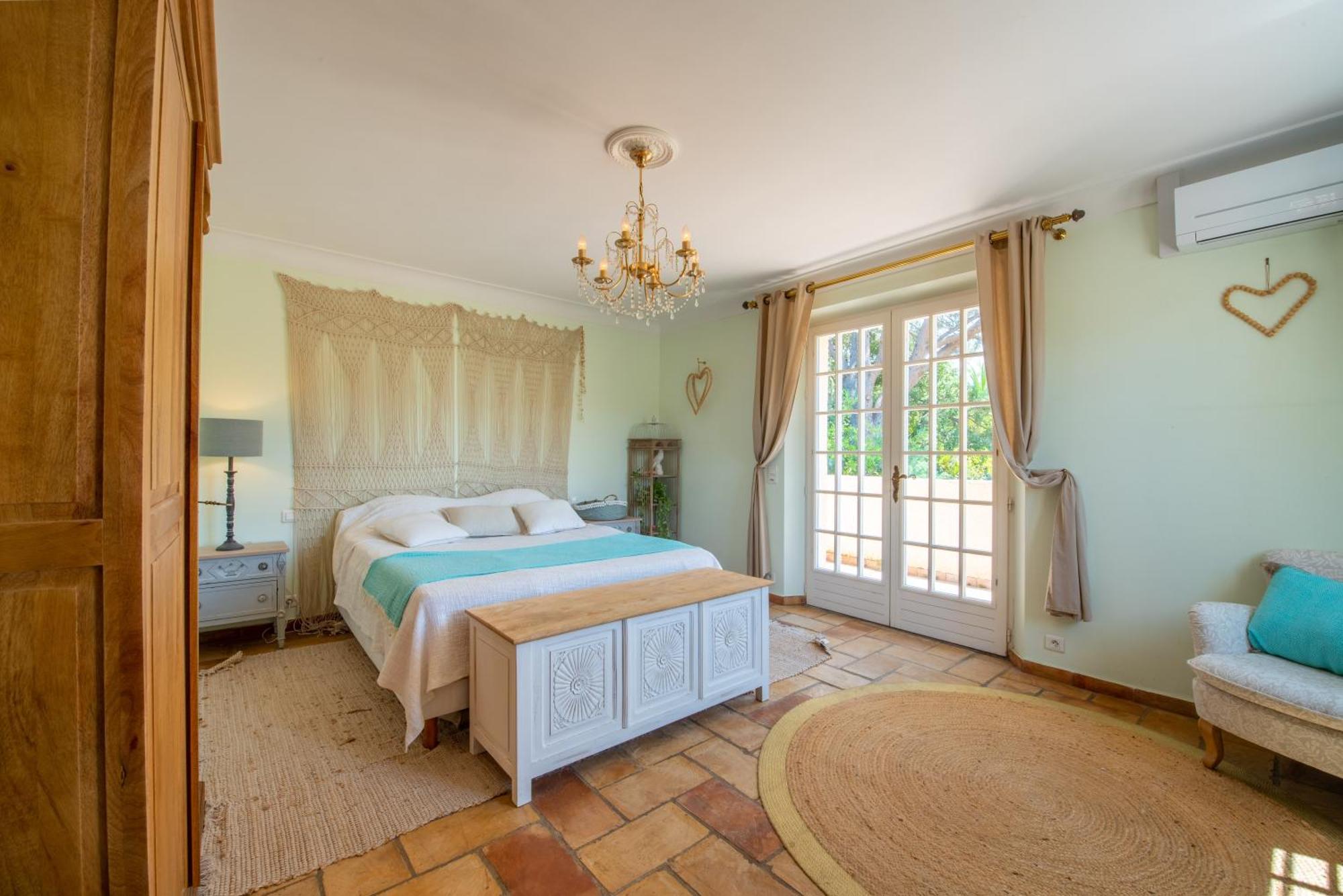 Bed and Breakfast Paradis Provencal Сент-Максим Экстерьер фото