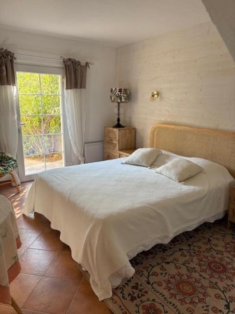 Bed and Breakfast Paradis Provencal Сент-Максим Экстерьер фото